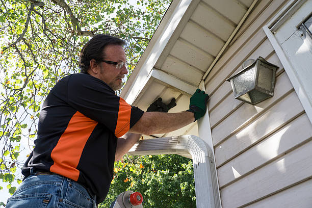 Best Construction Debris Removal  in Nashotah, WI